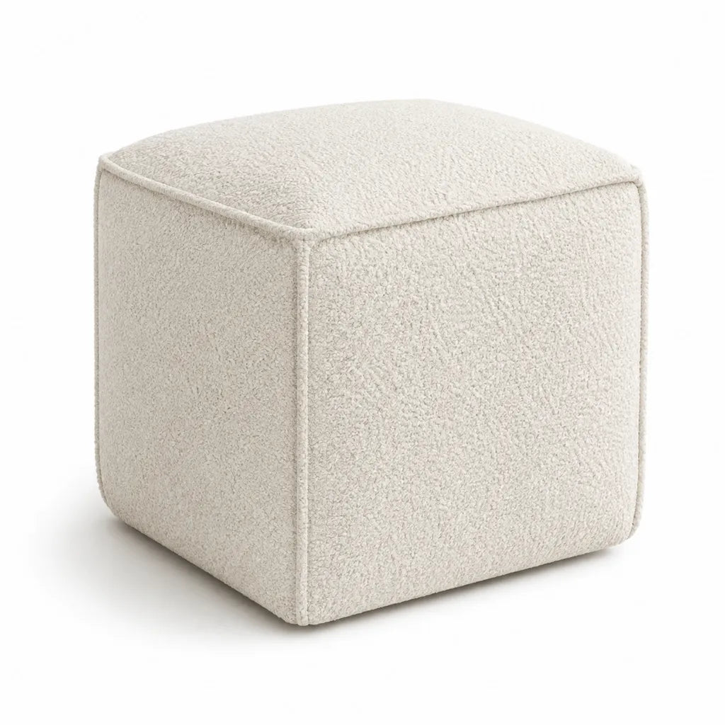 Pouf repose-pieds cube en polyester bouclette écru 45 x 45 x 45 cm