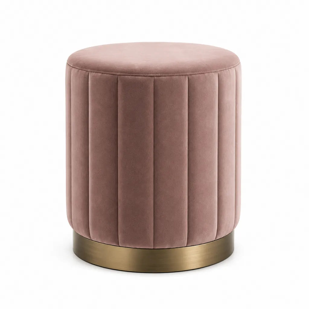 Pouf repose-pieds rond en velours de polyester rose poudré avec base en acier finition laiton Ø 40 x H 45 cm